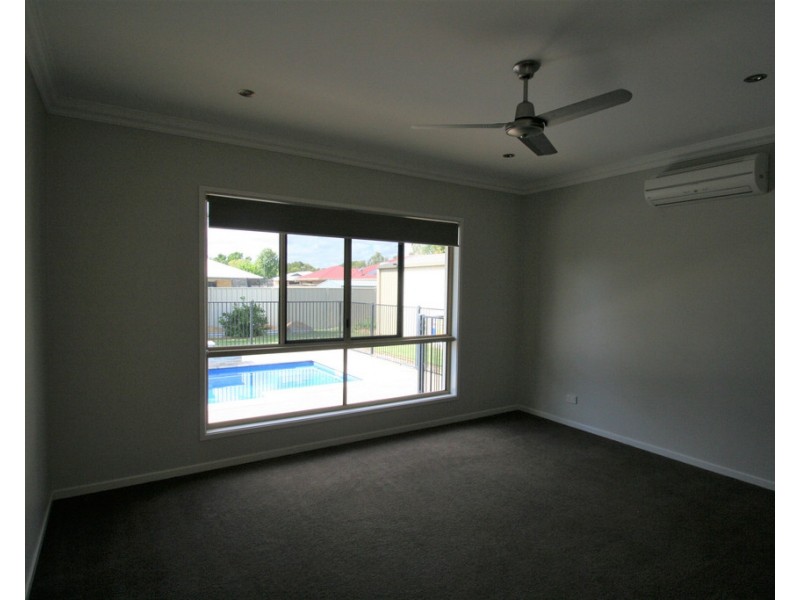 42 Blue Gums Drive, Emerald QLD 4720