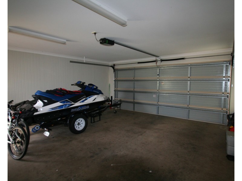 42 Blue Gums Drive, Emerald QLD 4720