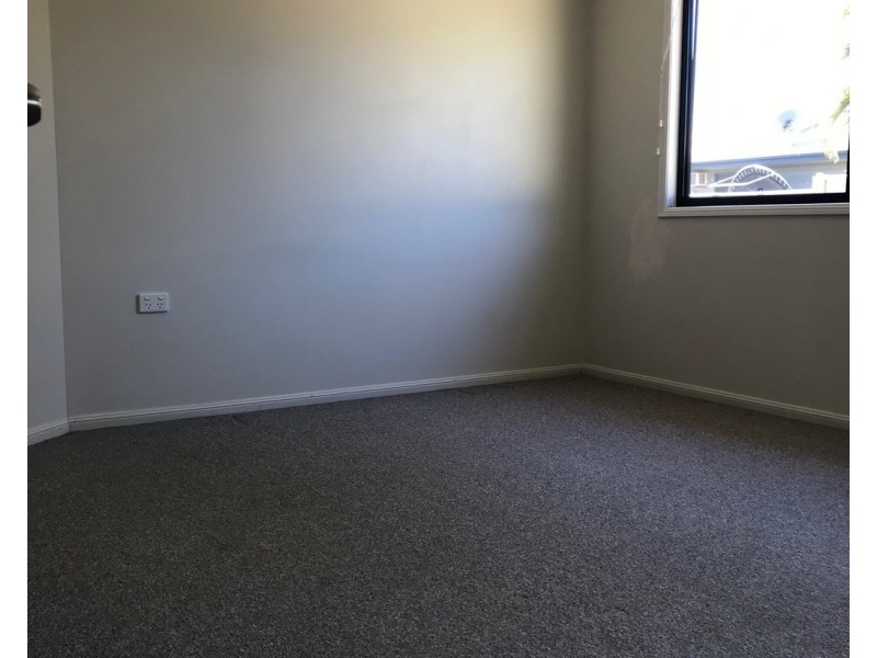 1/212 Borilla Street, Emerald QLD 4720