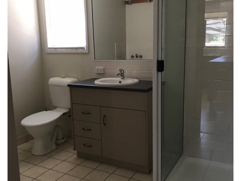 1/212 Borilla Street, Emerald QLD 4720