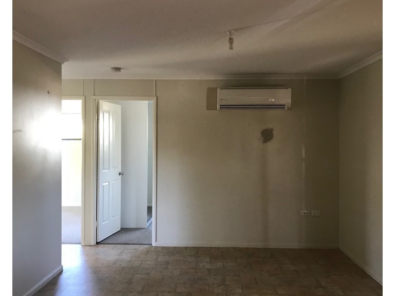 1/212 Borilla Street, Emerald QLD 4720