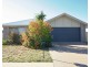 7 Lakeside Drive, Emerald QLD 4720