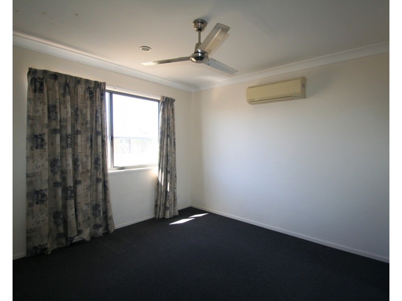 5 Siobhan Court, Emerald QLD 4720