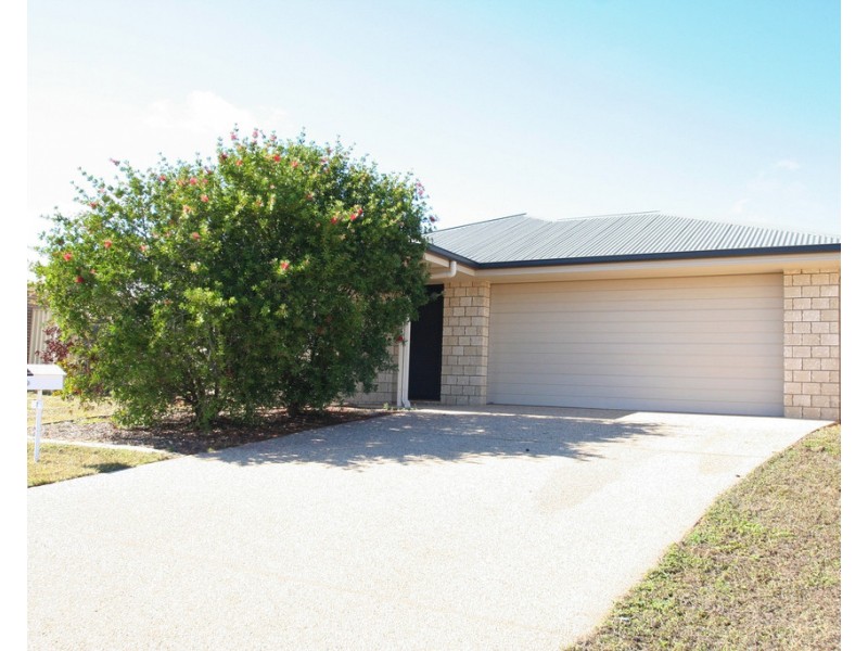 7 Lightening Street, Emerald QLD 4720