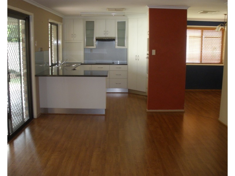 183 Borilla Street, Emerald QLD 4720