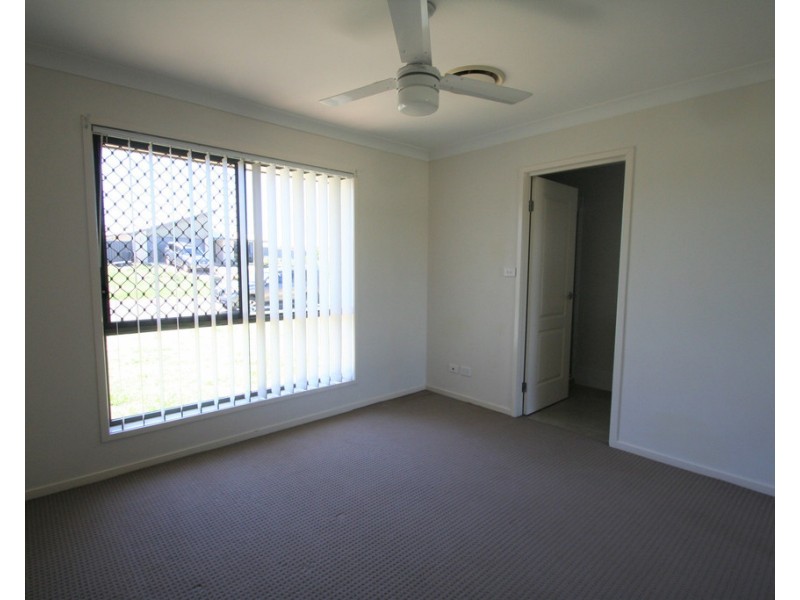 31 Scenic Drive, Emerald QLD 4720