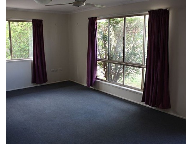 8 Wilby Place, Emerald QLD 4720