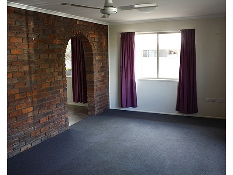 8 Wilby Place, Emerald QLD 4720