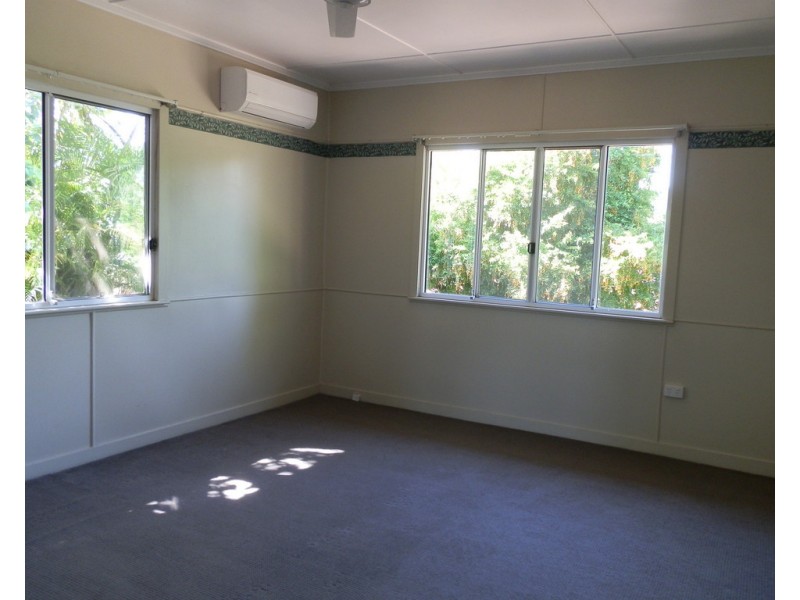 65 Church Lane, Emerald QLD 4720