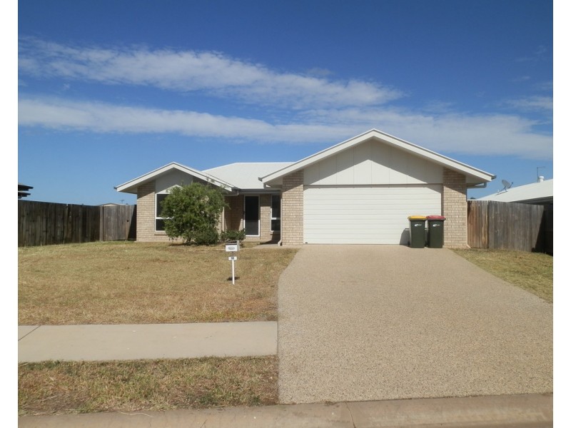 33 Scenic Drive, Emerald QLD 4720
