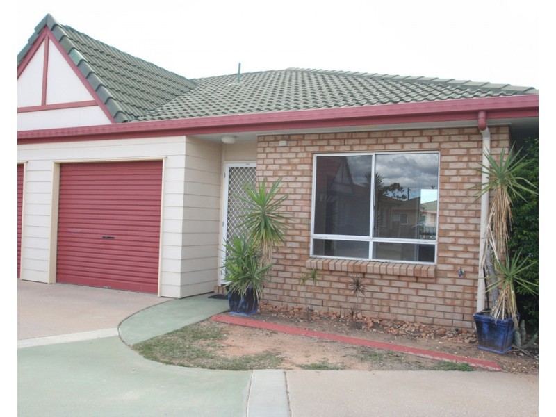 6/29 ESMOND STREET, Emerald QLD 4720