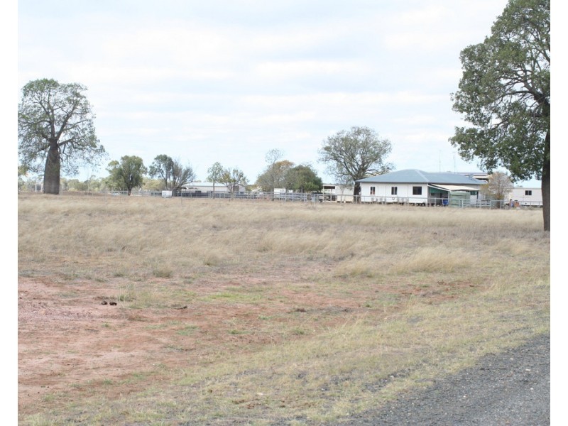 82 Rundle Access Road, Emerald QLD 4720