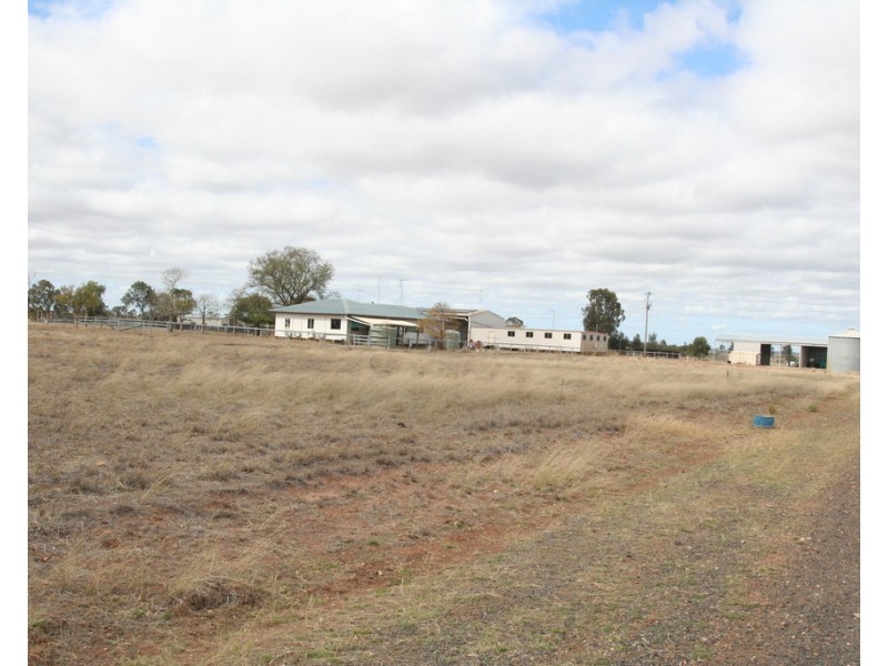 82 Rundle Access Road, Emerald QLD 4720