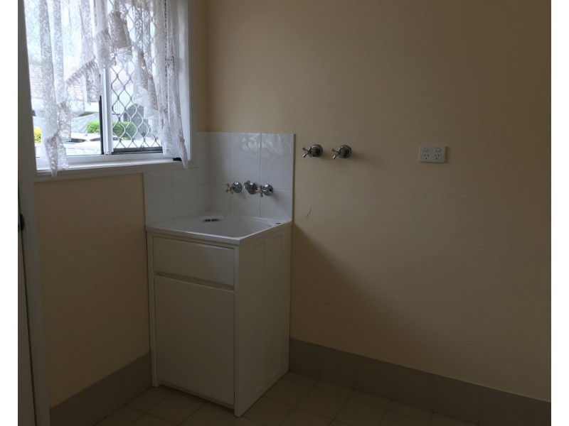 11/24 Riverview Street, Emerald QLD 4720