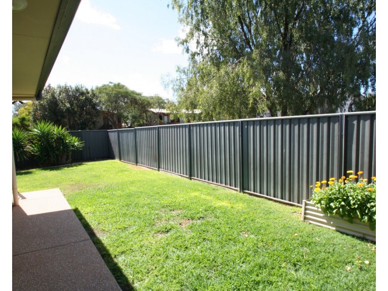 1/9 Colden Place, Emerald QLD 4720