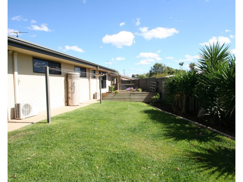 1/9 Colden Place, Emerald QLD 4720