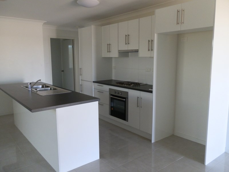 15 Lauren Way, Emerald QLD 4720
