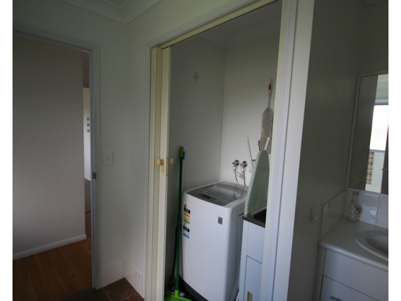 15 Charlton Street, Emerald QLD 4720