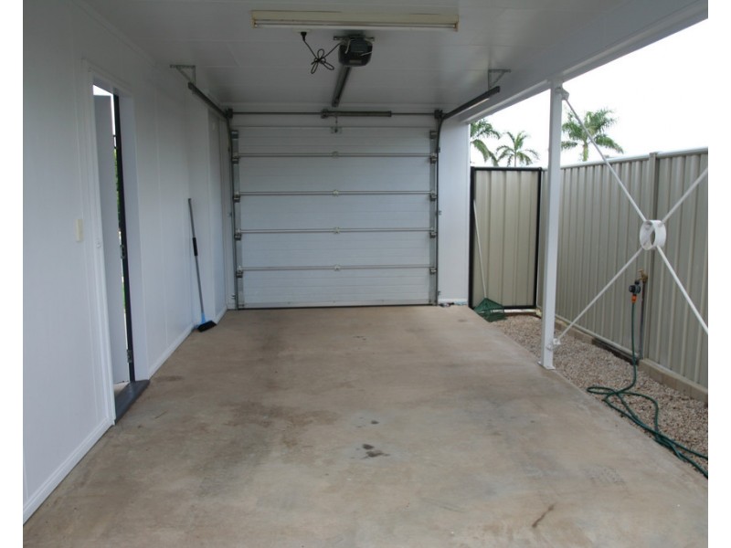 15 Charlton Street, Emerald QLD 4720