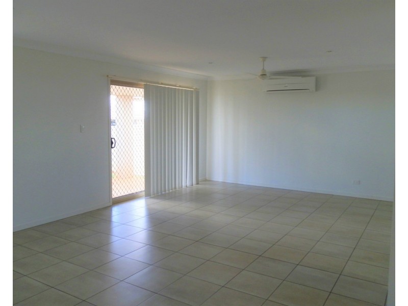 11 Rivergum Drive, Emerald QLD 4720