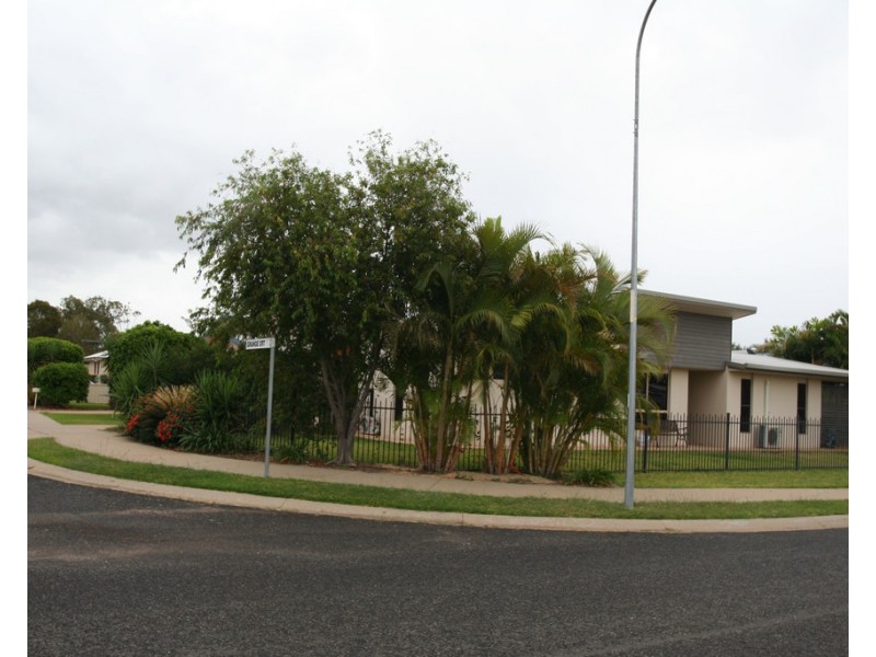 9 Yering Street, Emerald QLD 4720