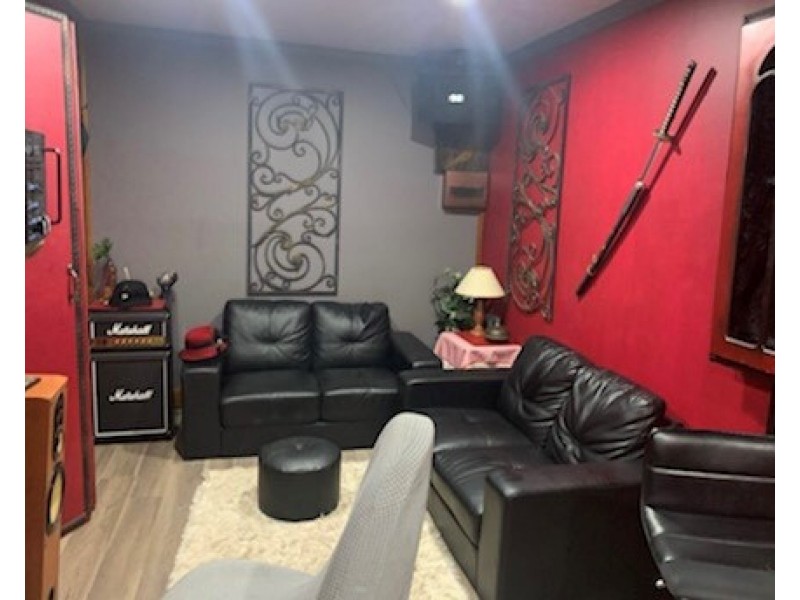 91 Retro Street, Emerald QLD 4720