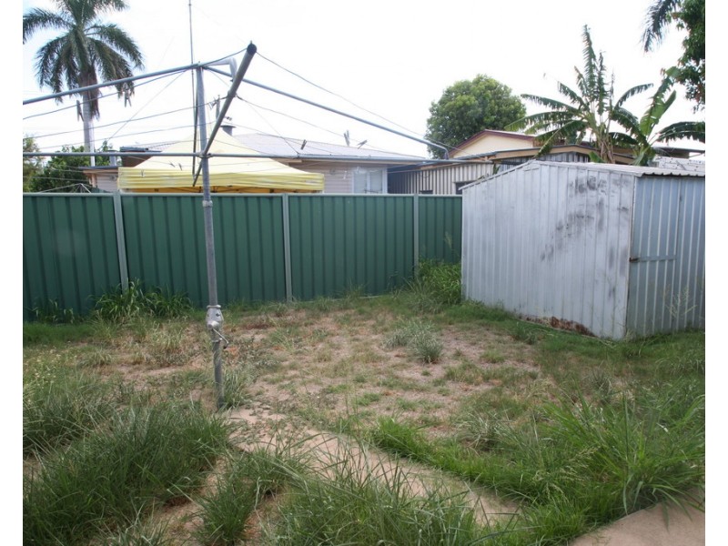 1/40 Old Airport Drive, Emerald QLD 4720