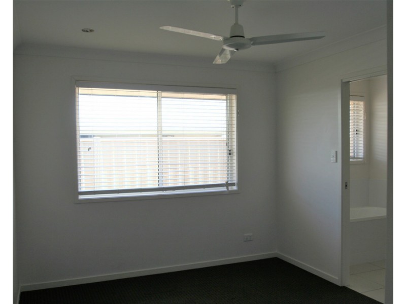 9 Whitney St, Emerald QLD 4720