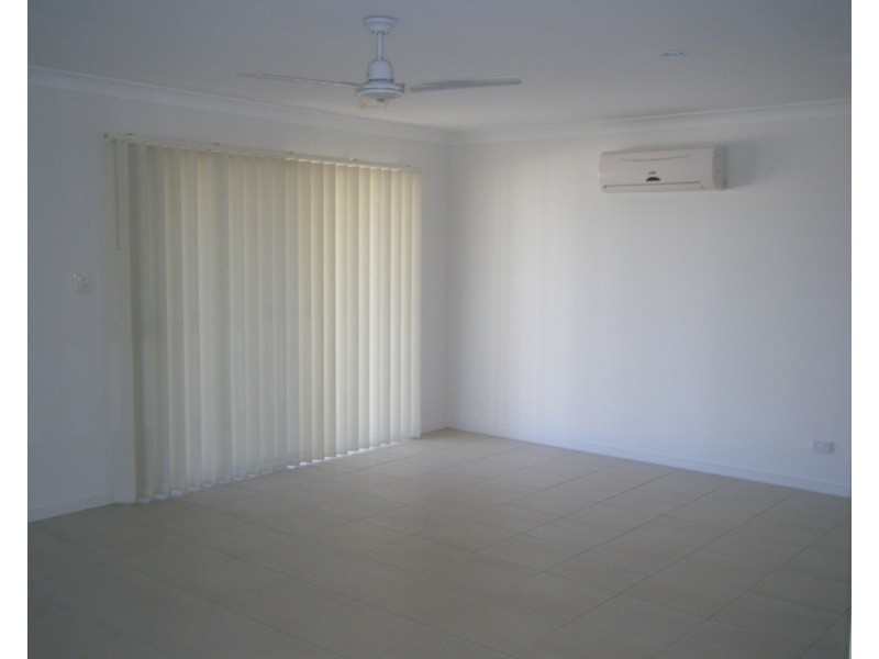 16 Suncrest Street, Emerald QLD 4720