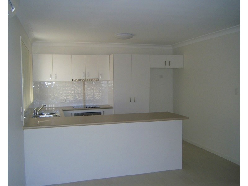 16 Suncrest Street, Emerald QLD 4720