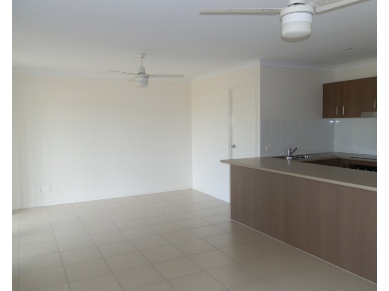 16/6 Sullivan Street, Emerald QLD 4720