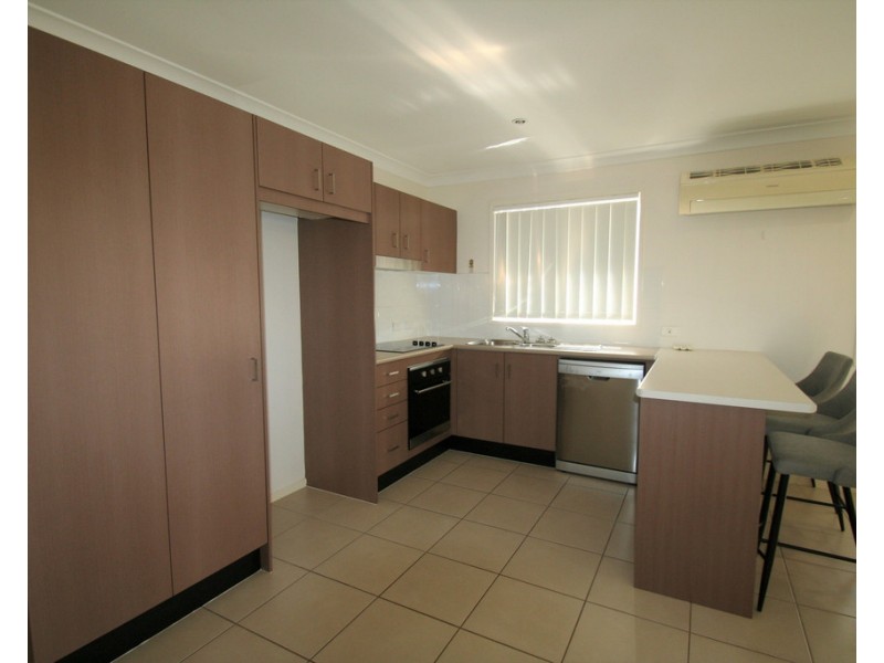 42/6 Sullivan Street, Emerald QLD 4720