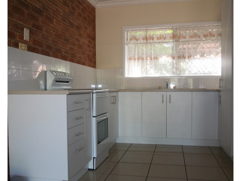 6/145 Egerton Street, Emerald QLD 4720