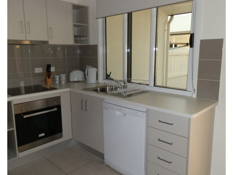 11/55A Gray Street, Emerald QLD 4720