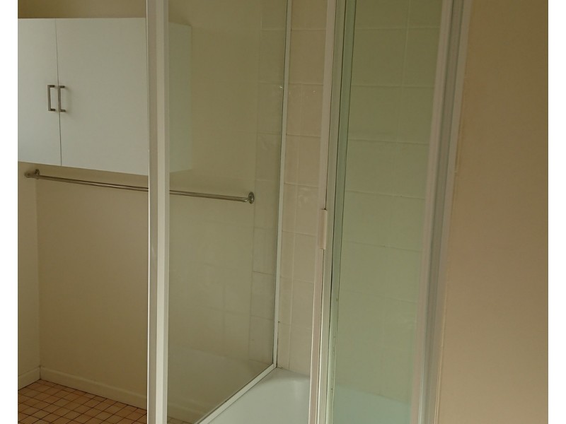 Unit 1 / 45 Baker Street, Emerald QLD 4720