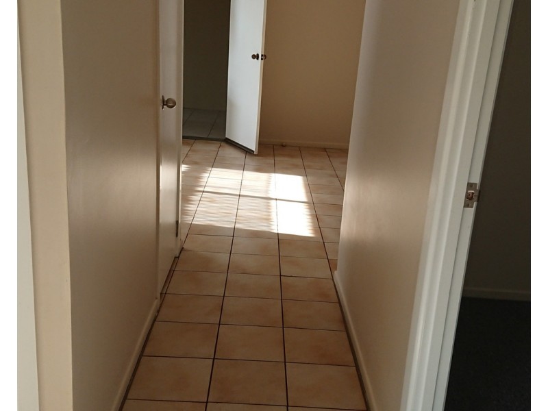 Unit 1 / 45 Baker Street, Emerald QLD 4720