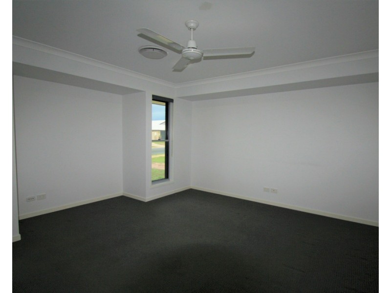 6 Whitney street, Emerald QLD 4720