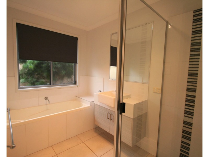 6 Whitney street, Emerald QLD 4720