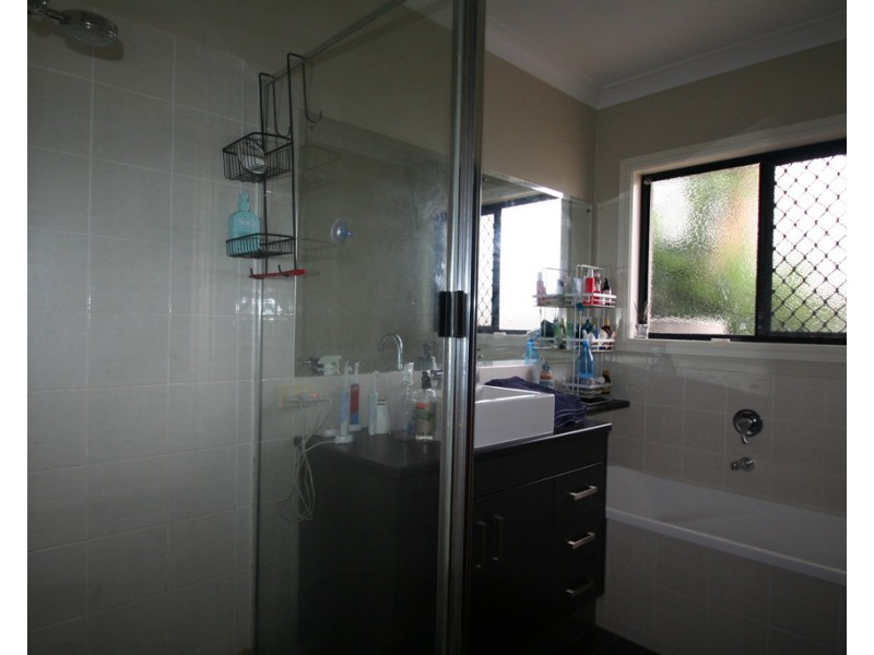 11 Saville Street, Emerald QLD 4720