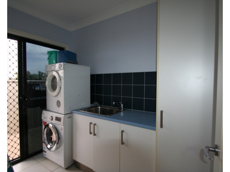 11 Saville Street, Emerald QLD 4720