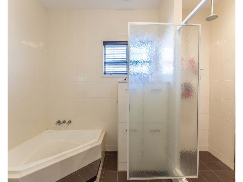 11 Bridgeman Street, Emerald QLD 4720