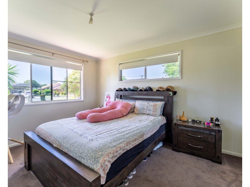 7 Batts Place, Emerald QLD 4720