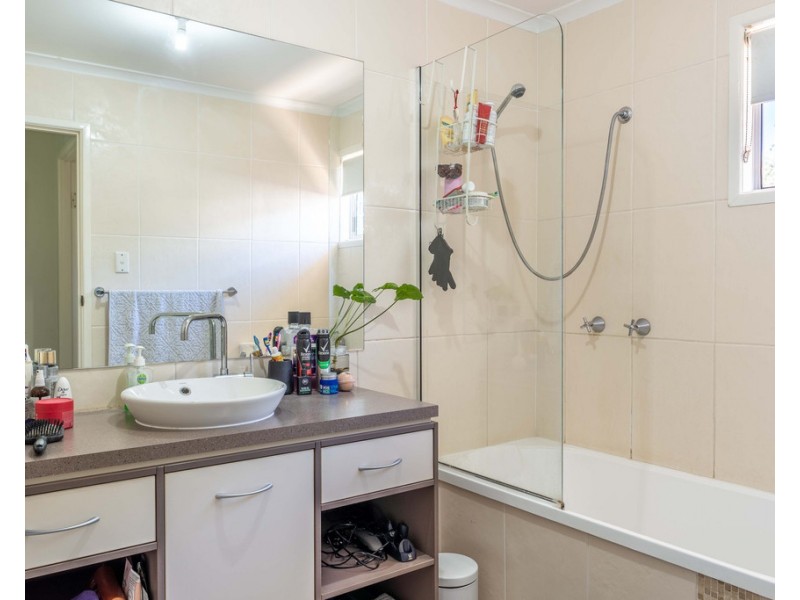 7 Batts Place, Emerald QLD 4720