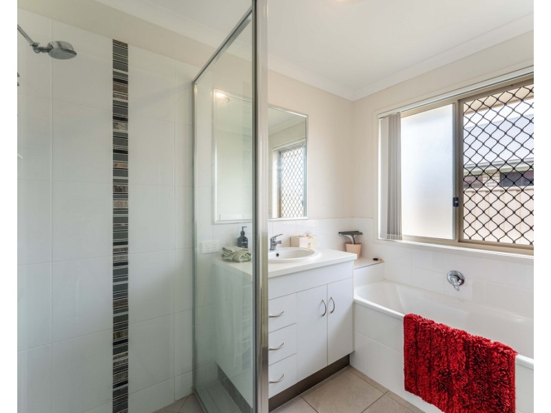 9 Vale Street, Emerald QLD 4720