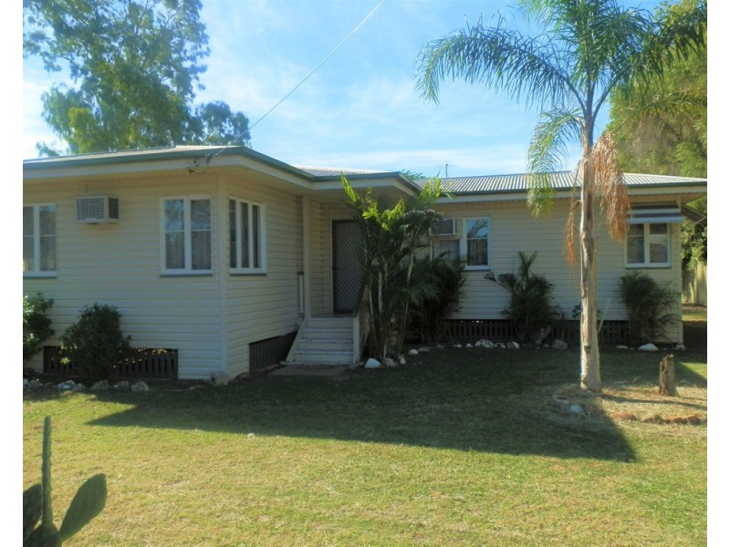 49 Theresa Street, Emerald QLD 4720