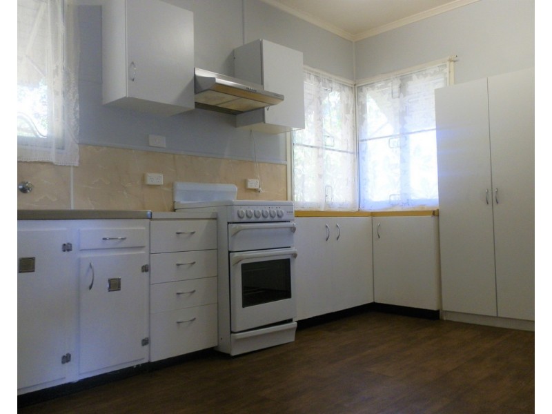 49 Theresa Street, Emerald QLD 4720