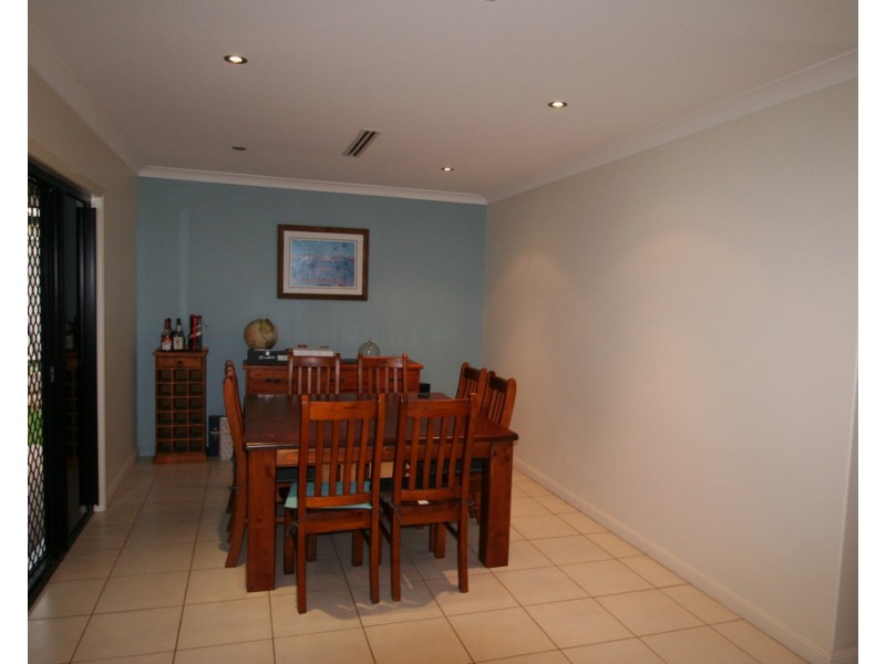 11 Saville Street, Emerald QLD 4720