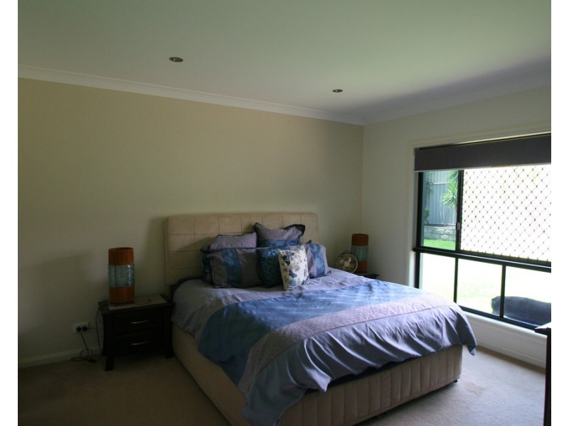 11 Saville Street, Emerald QLD 4720