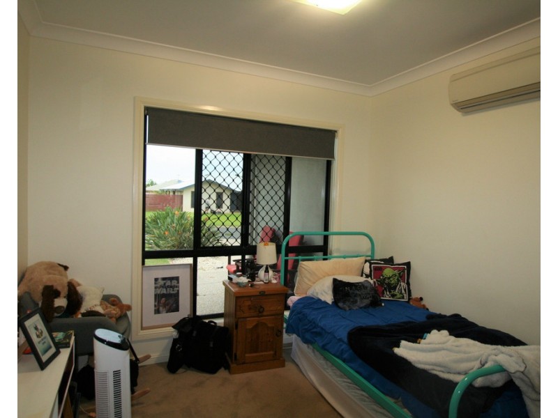 11 Saville Street, Emerald QLD 4720