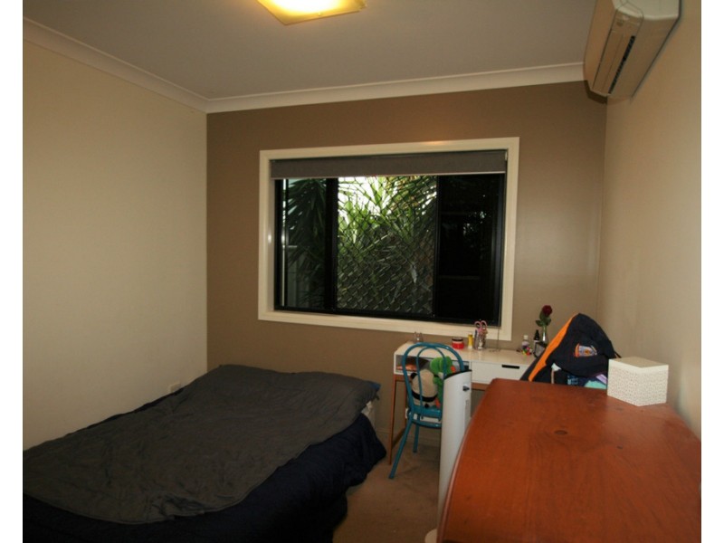 11 Saville Street, Emerald QLD 4720